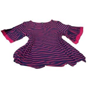 Cable & Gauge Woman Navy and Pink Tee with Tulip Sleeves 1X  22.5” X 25.5”